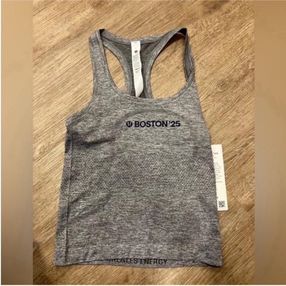 Lululemon Boston Marathon 2025 tank 2 NWT - Picture 1 of 3